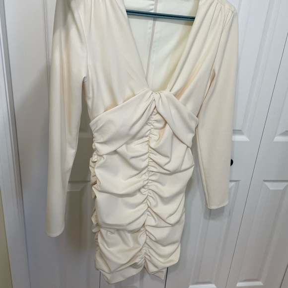 Zara cream ruched dress - Picture 1 of 4
